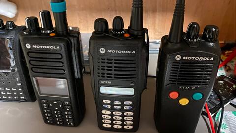 摩托羅拉GP338對講機MDC1200信令與森海克斯8800通信的軟件設計方案